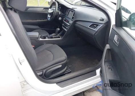 2019 Hyundai Sonata Se z USA, uszkodzony, nr VIN 5NPE24AF0KH789749